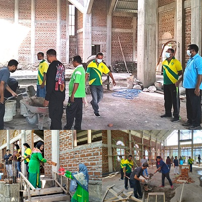 Foto - Kemenag Flotim Gelar Bhakti Sosial di Gereja Paroki St. Kornelius Pohon Bao